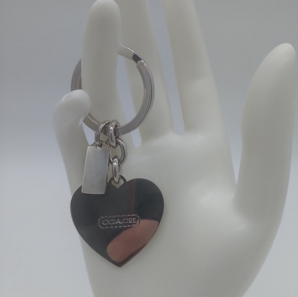 NWOT Authentic Coach Signature Blue Teal Heart Key Chain Fob - Picture 4 of 4